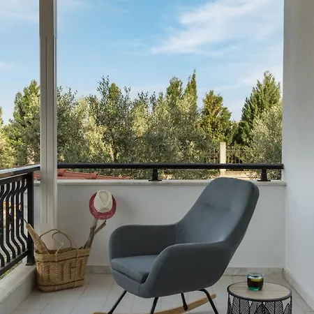 Elaida By Rentalspro Services - Halkidiki *